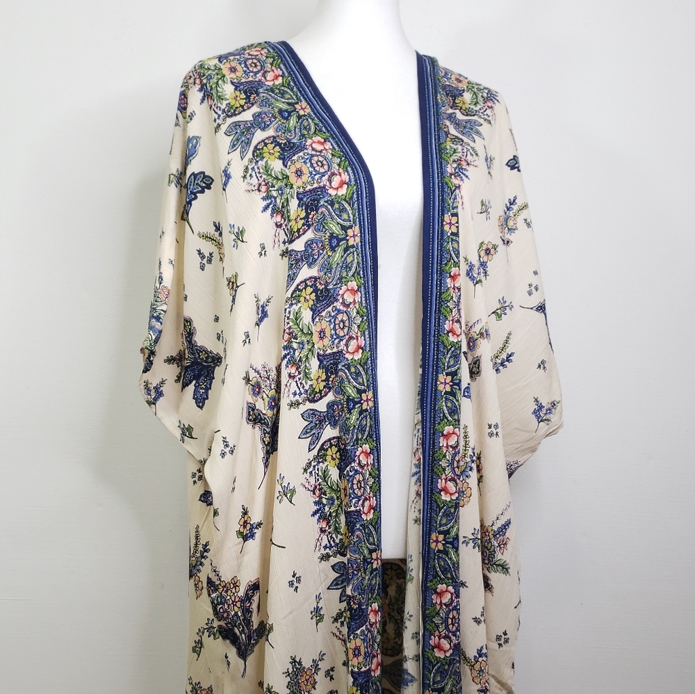 ANGIE NWOT Floral Garden Long Kimono Top M - Picture 1 of 5